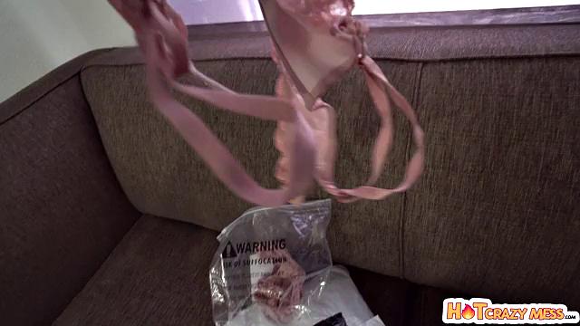 Stripper Sister - S5:E8