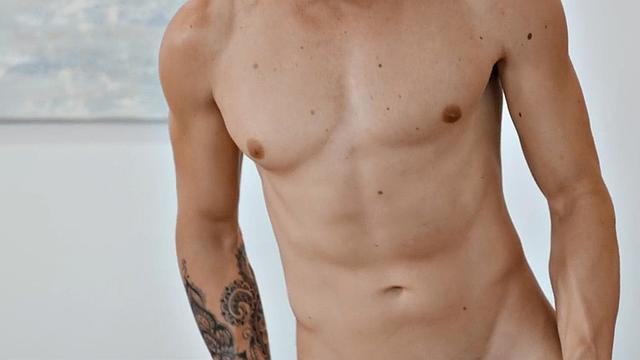 Handsome jock bareback stud ass in amateur casting