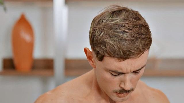 Handsome jock bareback stud ass in amateur casting