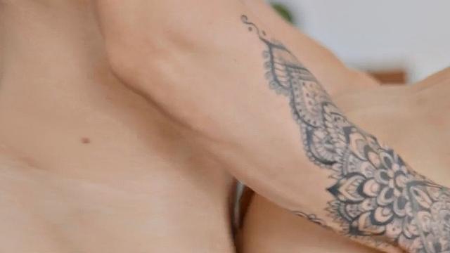 Handsome jock bareback stud ass in amateur casting