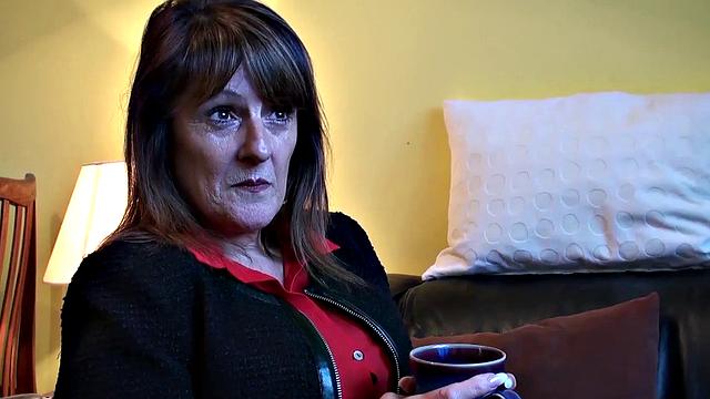 SPASCALSSUBSLUTS - GILF Pandora has pussy smashed