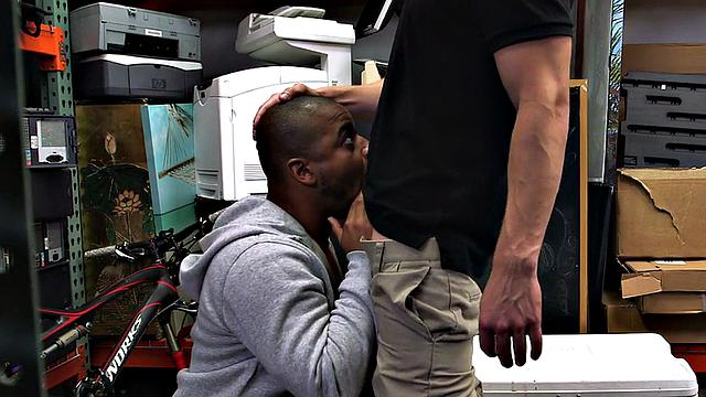 Real pawnshop 3some fucked in stockroom