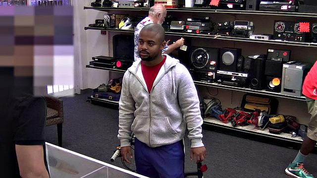 Real pawnshop 3some fucked in stockroom