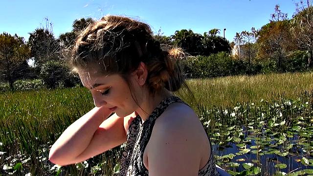 Tattooed Latina strokes and sucks like a pro outside