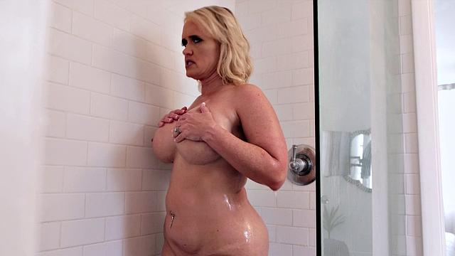 How a big MILF starts her day