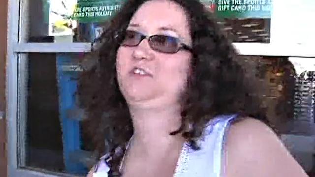 Jem Jewel Gets Her Pussy Licked