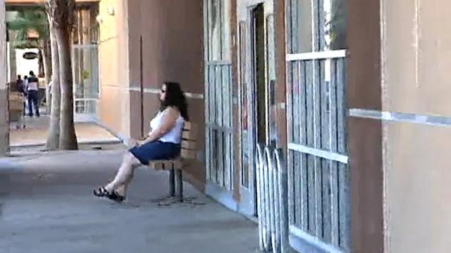 Jem Jewel Gets Her Pussy Licked