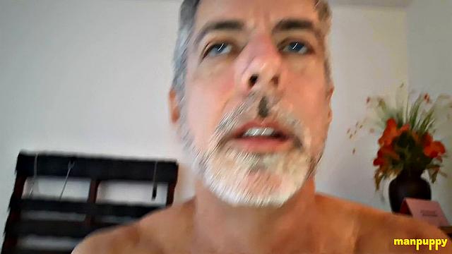 Lunatic Giant Shrinks His Hookup - Richard Lennox