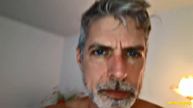 Lunatic Giant Shrinks His Hookup - Richard Lennox