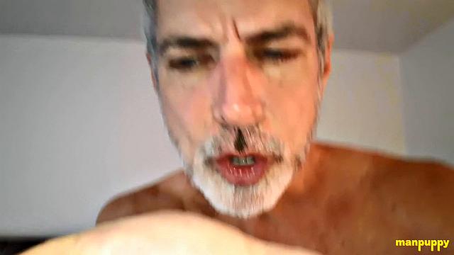 Lunatic Giant Shrinks His Hookup - Richard Lennox