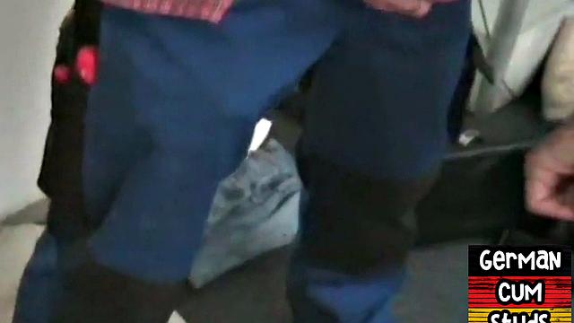 German amateur top 3some fucks bottoms till cumshot on their ass