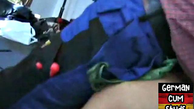 German amateur top 3some fucks bottoms till cumshot on their ass