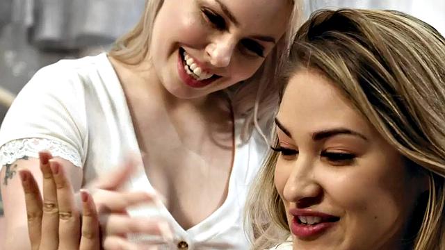 Massaging 19yo smalltitted seduces BFF in 69position