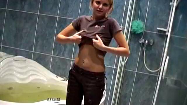 Amateur Jessy First Timer