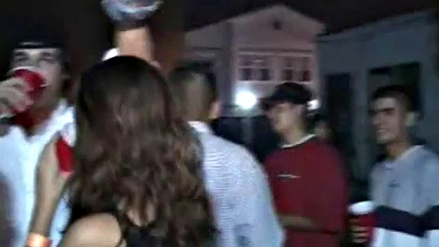 смелая студентка трахается на глазах у всех