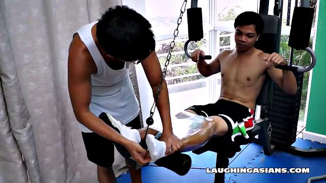 Vahns Ticklish Session