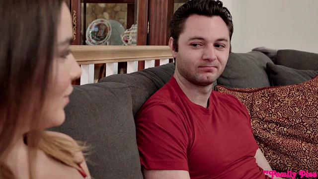 Thicc Sister Challenge - S10:E5