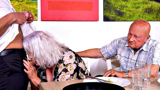 MATURE4K. Eccentric mature seduces waiter while husband watches