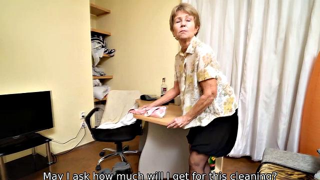 MATURE4K. Guy satisfies mature woman in stockings after chores.