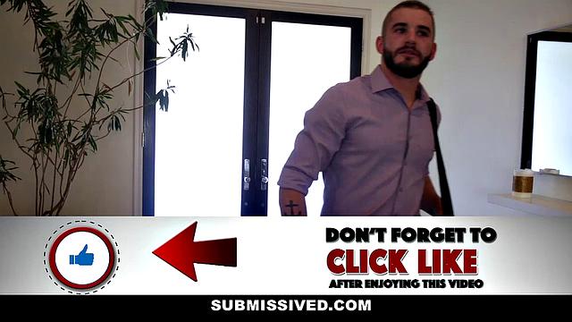 Dominant Chick With submissive Bitch