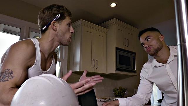 Tattooed bottom barebacked till cumshot at home