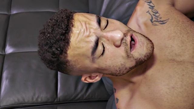 Tattooed bottom barebacked till cumshot at home