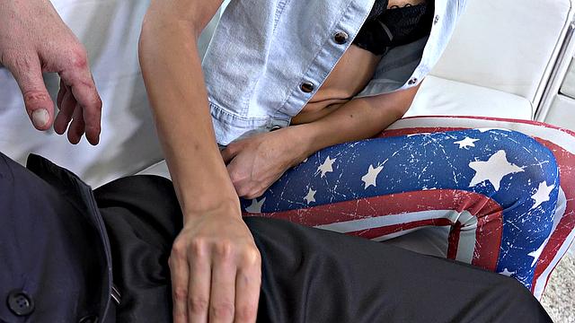 Nerdy Blonde Fucks Like a Pro