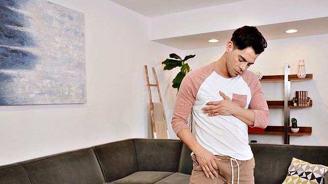 Solo eager jock wanks and cums all over his tummy