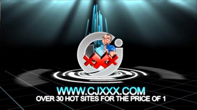 Стрейт Базз ловит горячий минет и кончает на лицо