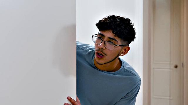 MOMMY'S BOY - MILF Sadie Summers Invites Teen To Use Clit Vibrator On Her