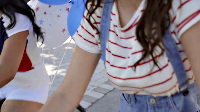 Threesome BFs cock sharing is BFF caring with 2 slutty babes