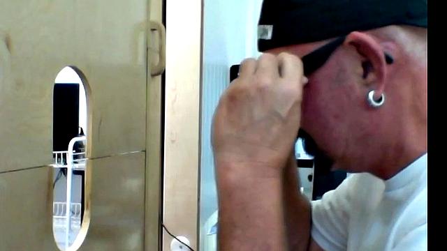Thanksgiving Gloryhole Blowjob Scene
