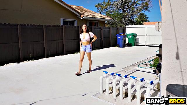 Kira Perez Fucks Stepdad