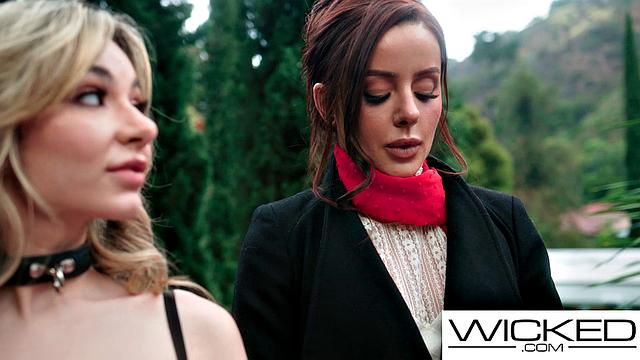 Wicked - Vanna Bardot Joins All Girl Foursome As A Sub To Eat Pussy