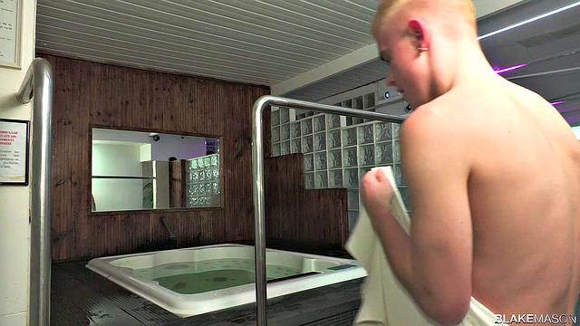 Raw Cocks In The Bathhouse - Austin Ponce, Jamie Kelvin & Roy West
