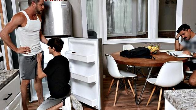 Straght jock fucks skinny twink after BJ in the kitchen