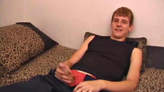 not only does Skylerr look good on camera, this rising star isn't shy at all. a few quick tugs at his and this boy is pointing skyward and servicing his tight crack with his fingers.