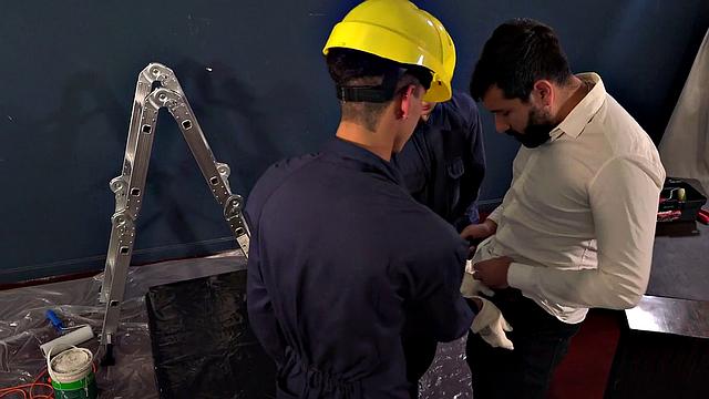 Latin workers 3some fucked by DILF till cumshot