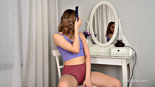 Horny Housewife Alice Murkovski Seduction