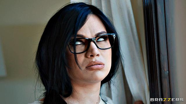 Big Naturals Headbanger Gets Rocker Cock