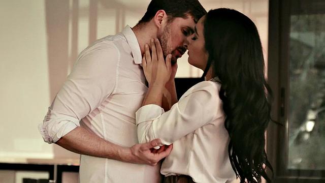 Big booty bae enjoys fucking in pussy with nasty fucker