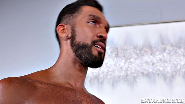 Use My Hole With Big Dick!