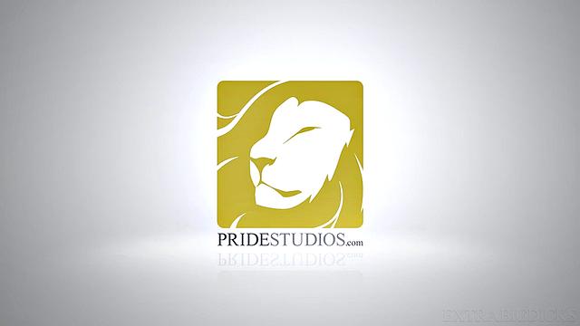 Use My Hole With Big Dick!