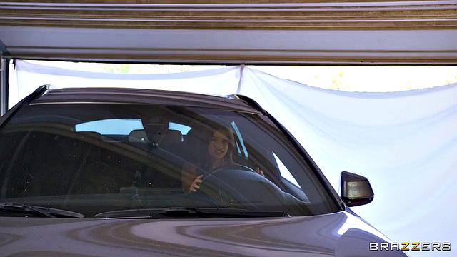 Femme Falls for Fawx