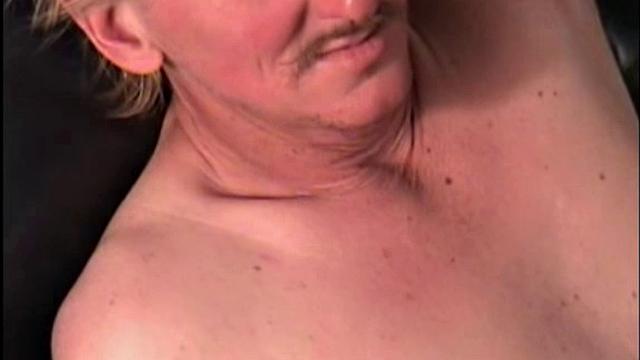 This guy reminds me of Larry Byrd. Can there be two people that ugly on the same planet? Randy turns out to be a pretty nice guy. He recently moved to Atlanta from Florida and I'm not sure exactly where his life will take him from here.