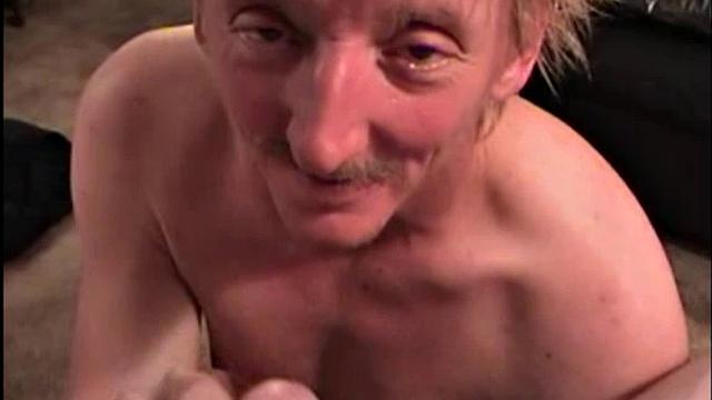 This guy reminds me of Larry Byrd. Can there be two people that ugly on the same planet? Randy turns out to be a pretty nice guy. He recently moved to Atlanta from Florida and I'm not sure exactly where his life will take him from here.