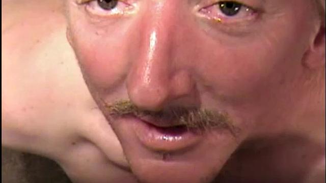 This guy reminds me of Larry Byrd. Can there be two people that ugly on the same planet? Randy turns out to be a pretty nice guy. He recently moved to Atlanta from Florida and I'm not sure exactly where his life will take him from here.