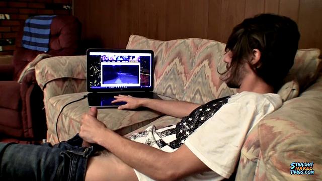 Devin Reynolds Enjoys His Own Porn