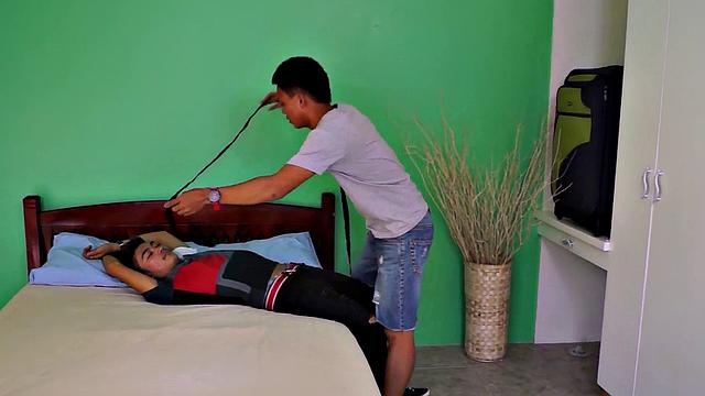 Homemade petite Nippon twinks fuck in bareback anal