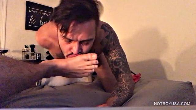 Foot Fetish Suck